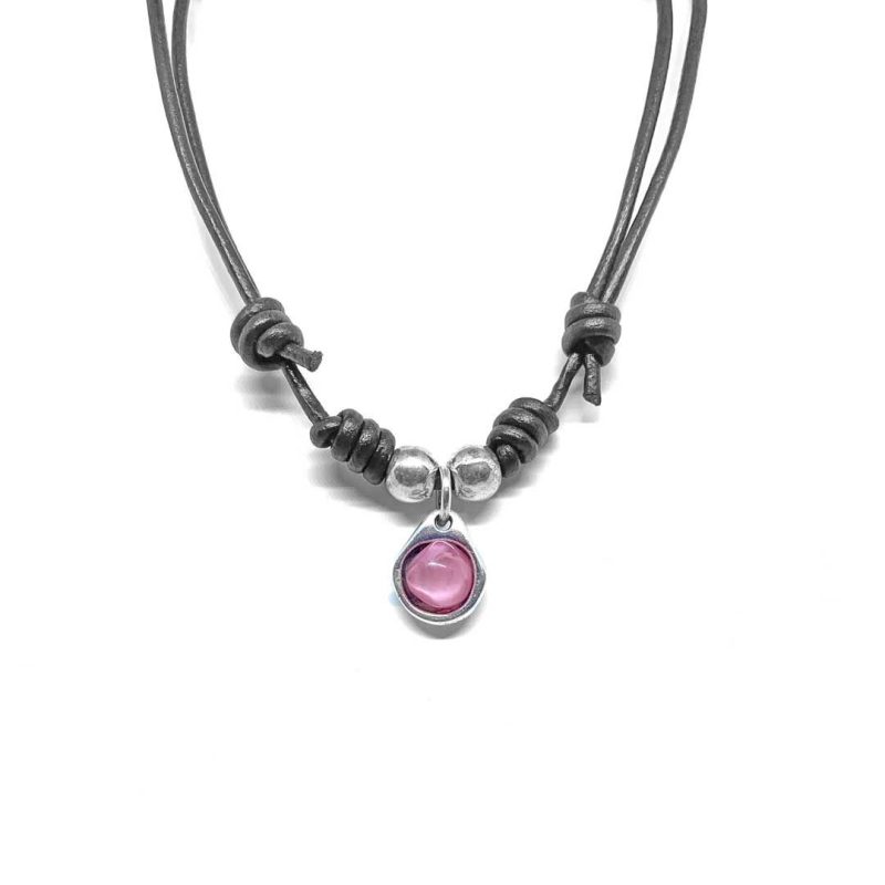 colar de cuero para personalizar con piedra